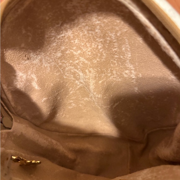 Authentic Vintage Gucci GG Supreme Crossbody Bag - Picture 9 of 9